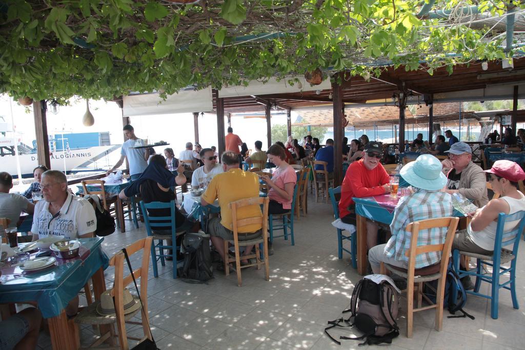 Paralia Guest House Agia Roumeli Exterior photo