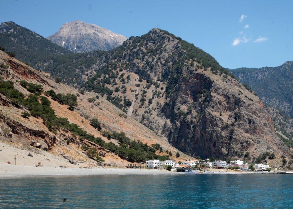Paralia Guest House Agia Roumeli Exterior photo