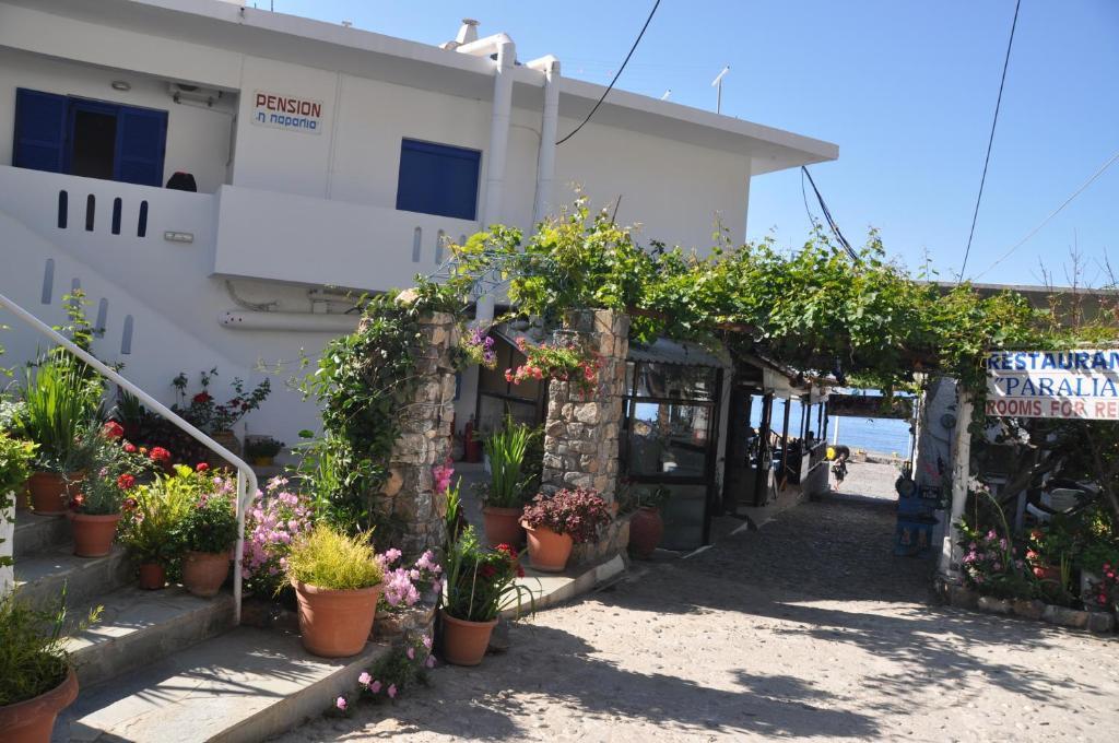 Paralia Guest House Agia Roumeli Exterior photo